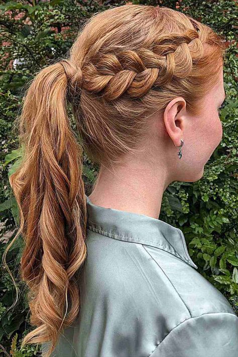 Side French Braid with Pony for a Cheerleaders Long Hair French Braid Styles, French Braid Ponytail, Side French Braids, Pony Hairstyles, Cheerleading Hairstyles, Effortless Hairstyles, Back To School Hairstyles, French Braid, Twist Hairstyles