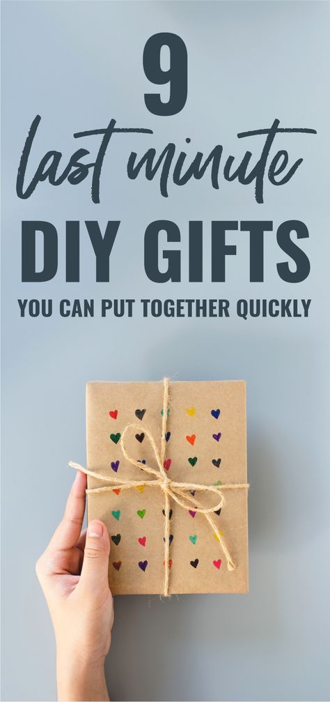 9 last minute DIY gifts you can put together quickly. Last minute gifts. Handmade gifts. Watch 9 videos about DIY gifts. Last Minute Diy Gifts, Quick Birthday Gifts, Diy Gifts Last Minute, Sister Gifts Diy, Diy Gifts For Christmas, Homemade Gifts For Friends, Quick Diy Gifts, Diy Anniversary Gifts For Him, Homemade Birthday Gifts