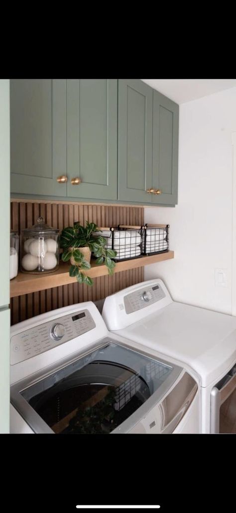 Laundry Room Tables, Laundry Closet Makeover, Laundry Room Countertop, Laundy Room, Small Laundry Room Makeover, Dream Laundry Room, Basement Laundry, Laundry Room Sink, Laundry Room Renovation