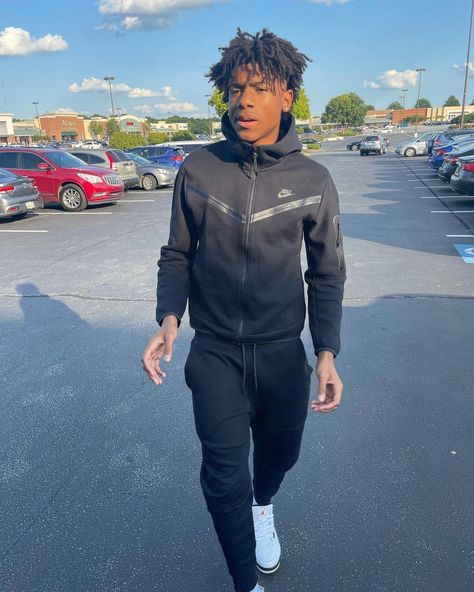 Nike Tech Fleece Black Boys, Nike Tech Jacket Outfit, Nike Sweatpants Outfit Men, Black Sweatpants Outfit Men, Nike Sweatpants Outfit, Nike Tech Fit, Nike Tech Fleece Outfit Men, Drip Photo, Hood Drip