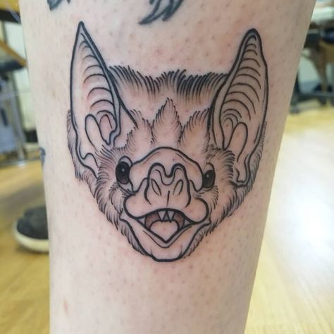 A batty boi for @hollycatherinee from today, thanks again! #bat #battattoo #tattoo #tradtattoo #traditionaltattoo #vampirebat #neotrad #neotraditional #lineworktattoo Traditional Bat Head Tattoo, Chest Tattoo Bat, Bat Face Tattoo, Bat Head Tattoo, Black Bat Tattoo, Tattoo Designs To Draw, Bat Tattoo Ideas, Bats Tattoo, Bat Head