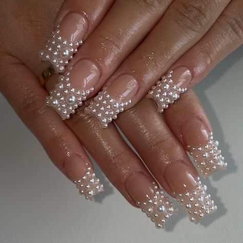 pearl french tips 🐚✨ @apresnailofficial square gelx . #pearlnails #inglewoodnails #almondnails #lanailtech #whitenails #squarenails #pinkfrenchnails #nailinspo #hellokittynails #valentinobeautypure #lanails #nailtech #nailart #whitenails #ombrenails #airbrushnails #glitternails #pinknails #chromenails Pearl French Tips, French Tips Square, Square French Tip Nails, Pink French Nails, Pink Gel Nails, La Nails, Airbrush Nails, Pink Gel, Hello Kitty Nails