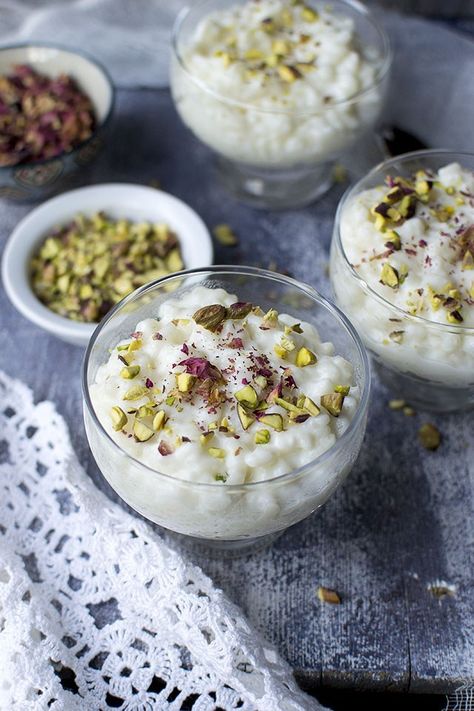 Almond Milk Rice Pudding, Afghan Rice, Stovetop Rice Pudding, Syrian Recipes, Afghan Food, Rice Pudding Recipes, Syrian Food, Pudding Flavors, Rice Pudding Recipe