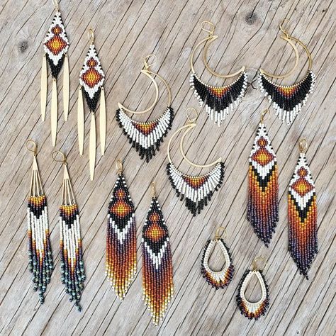 Handmade Leather Jewelry, Diy Seed Bead Earrings, Seed Bead Jewelry Patterns, Textile Inspiration, Native Beading Patterns, Beaded Earrings Tutorials, Beaded Fringe Earrings, Beaded Earrings Diy, Beaded Jewlery