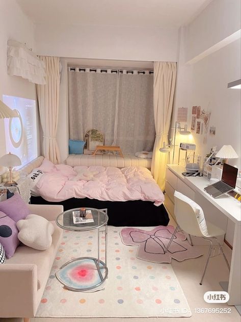 Bedroom With Couch, Japan Life, Dorm Inspo, Study Room Decor, Room Redesign, Makeover Bedroom, Redecorate Bedroom, Dream House Rooms, Minimalist Room