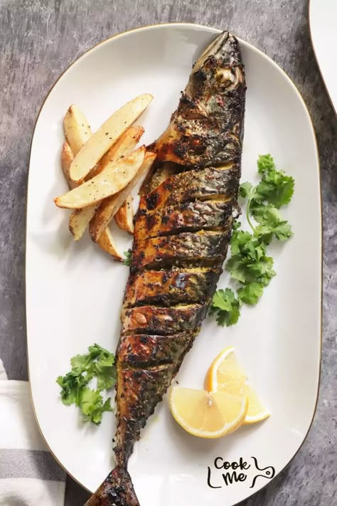 Oven Roasted Mackerel Recipe - Cook.me Recipes Roasted Whole Fish, Baked Mackerel Recipe, Mackrell Recipes Baked, Spanish Mackerel Recipe, Whole Mackerel Recipe, Mackerel Fish Recipes, Fish Recipes Tilapia, Easy Fish Dinner, Vegetarian Recipes For Kids