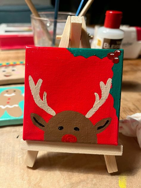 3 Canvas Christmas Painting, Simple Reindeer Painting, Christmas Things To Paint On Canvas, Painting Ideas On Canvas Christmas Easy, Simple Christmas Paintings For Kids, Simple Painting Ideas Christmas, Diy Christmas Canvas Art Easy, Small Christmas Painting Ideas, Christmas Easy Paintings On Canvas