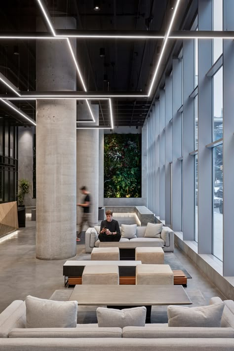 Gallery of Bevel Apartments / ODA New York - 30 Office Building Lobby, Bank Interior, Lobby Lighting, Office Foyer, Reclaimed Wood Kitchen Island, Apartment Lobby, Mises En Page Design Graphique, Building Lobby, Led Profile