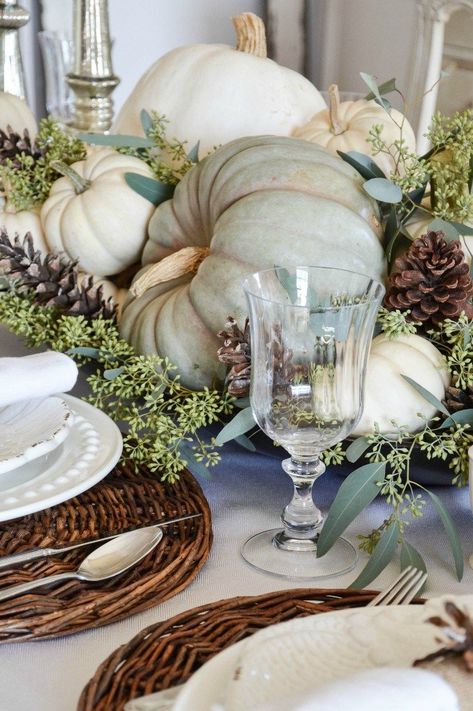 Glass Pumpkin Centerpiece, Thanksgiving Centrepiece, Cozy Dinner Party, Fall Table Decor Ideas, Heirloom Pumpkins, White Pumpkin Centerpieces, Thanksgiving Tables, Blue Fall Decor, Pumpkin Table Decorations