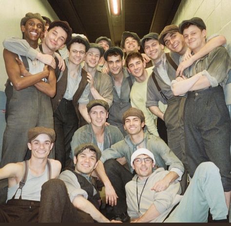 Newsies Costume, Newsies Cast, The Newsies, Paper Boy, Be More Chill, Musical Plays, Newsies, Broadway Musicals, Its Me