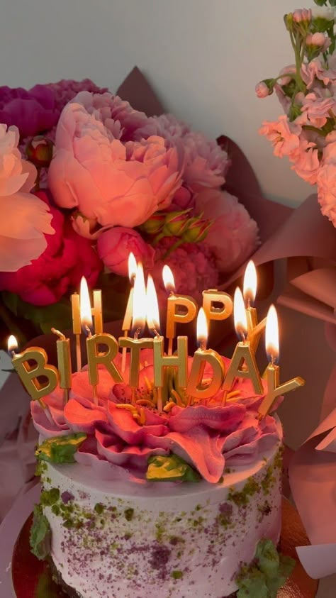 My Happy Birthday To Me, Its My Birthday Aesthetic, Flower Birthday Decorations, Happy Birthday With Cake, Happy Birthday With Flowers, Birthday Cake And Flowers, Birthday Cake Photography, Happy Birthday Brother From Sister, Aesthetic Birthday Ideas