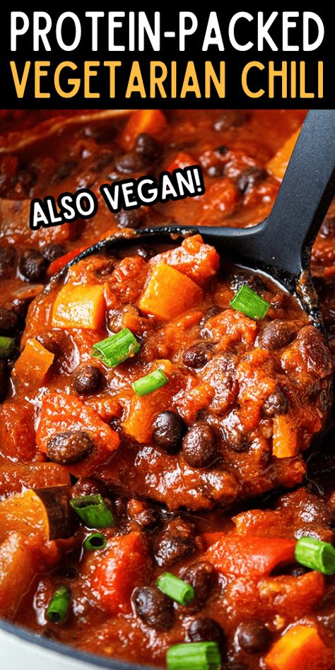 Hearty Vegan Chili Recipe, Vegetarian Chili Slow Cooker Recipes, Vegetable Chili Recipe Healthy, Vegan Chili Beans Recipe, Vegetable Chili Recipe Crockpot, Veggie Chili Recipe Crockpot, Vegetarian Chilli Recipes, No Meat Chili, Chili With Vegetables