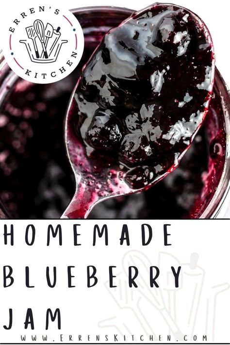 Make homemade Blueberry Jam with this easy small-batch recipe. No pectin is needed for this delicious fruity spread! Strawberry And Peanut Butter, Jams Recipes, Easy Blueberry Desserts, Blueberry Recipes Easy, Homemade Blueberry Jam, Blueberry Butter, Fresh Blueberry Recipes, Fruit Jam Recipes, Preserved Food