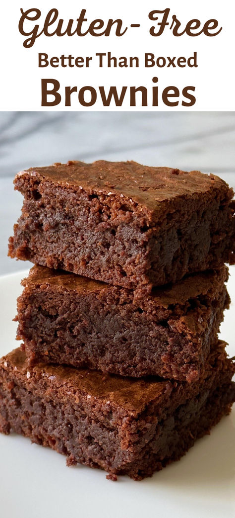 Chocolaty, the perfect balance between chewy and fudgy (with a fudgier option!), a classic crinkly top and so yummy! This homemade gluten-free brownie recipe is so quick, so easy and so delicious, you'll no longer need a boxed brownie mix in your pantry! Gluten Free Sweet Treats Easy To Make, What I Eat In A Day Gluten Free, Fudgy Gluten Free Brownies, Gluten Free Desserts Flourless, Gluten Free Flour Brownies, Gluten Free Brownie Recipe Easy, Sugarfree Brownie Recipe, Gluten Free And Dairy Free Recipes Desserts, Homemade Gluten Free Brownies