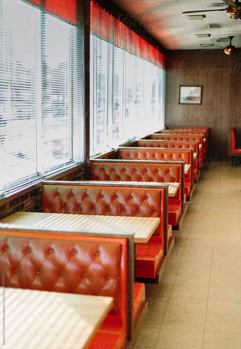 Diner Aesthetic, American Cafe, Coin Café, 50s Diner, Vintage Diner, Retro Cafe, Burger Restaurant, Retro Diner, American Diner