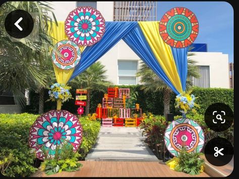 Event Entrance Arch Design Front Doors, Entrance Decoration For College Fest, Holi Event Decor Ideas, Garba Event Decoration, College Cultural Fest Decoration, Navratri Decoration Ideas For Ground, Village Theme Decoration Indian, Rajasthan Theme Decoration, School Reception Decoration Ideas