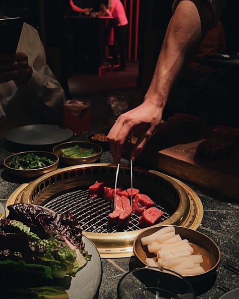 Korean Bbq Photoshoot, Omakase Aesthetic, Waikiki Aesthetic, Bbq Photoshoot, Korean Bbq Steak, Academia Library, Korean Vibe, Japanese Bbq, Japanese Steakhouse