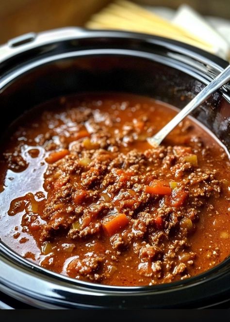 Crock Pot Bolognese Sauce, Crockpot Meat Sauce, Best Bolognese Recipe, Beef Bolognese Recipe, Slow Cooker Bolognese Sauce, Slow Cooker Salmon, Chicken Potato Soup, Slow Cooker Bolognese, Italian Meat Sauce