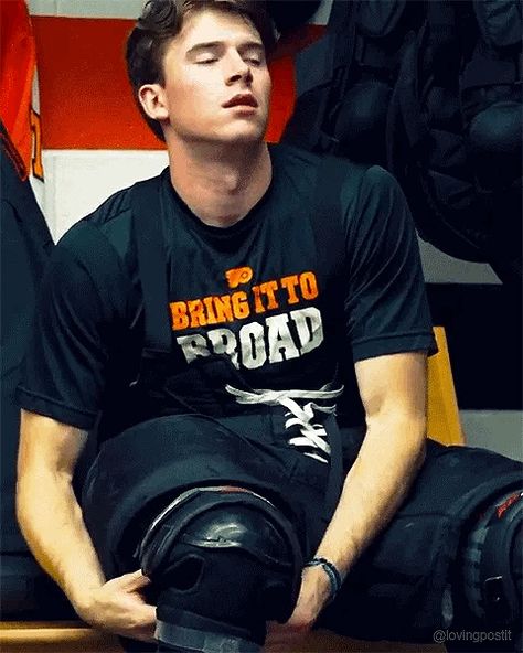 Carter Hart, Hockey Men Aesthetic, Jack Hughes Wallpaper Hockey, Hockey Boys Teen, Hot Hockey Goalie, Carter Hart Hockey, Hockey Girlfriend, College Guys, New College