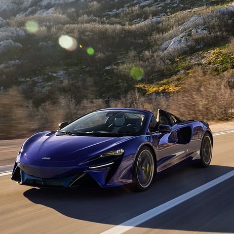 The 2025 McLaren Artura Spider Is a 690 HP Supercar Convertible Mclaren Artura, Royalty Dr, Car Sport, Mclaren Cars, Luxury Appliances, Fast Sports Cars, High Performance Cars, Jeep Wagoneer, Bikes And Cars