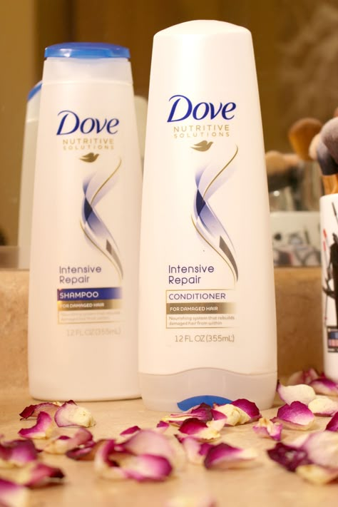 Ad | Dove Intensive Repair shampoo and conditioner is one of the best drugstore haircare products! Click through for more on why I love this affordable haircare line. | Dove shampoo review | split end repair | affordable keratin shampoo | smooth hair remedy | how to get smooth hair | how to treat split ends Hair Shampoo And Conditioner Best, Smooth Hair Remedies, Dove Hair Products, Dove Shampoo And Conditioner, Split End Repair, Dove Conditioner, Dove Products, Shampoo Dove, Shampoo Product