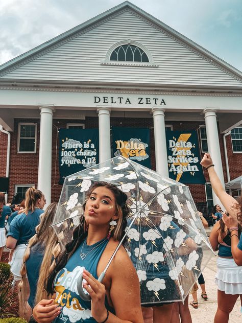 Storm Bid Day, Prep Aesthetic, Sorority Bid Day Themes, Sorority Rush Week, Sorority Recruitment Themes, Sorority Themes, Recruitment Themes, The Ivy League, Tri Delt