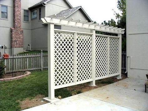 17 Creative Ideas For Privacy Screen In Your Yard Lattice Privacy Screen, Wall Pergola, Small Pergola, Patio Privacy Screen, Privacy Wall, Pergola Swing, Patio Privacy, Pergola Ideas, Lattice Fence