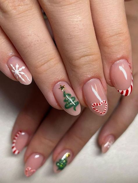 Christmas Nail Art Easy, Santa Nails, Festive Nail Designs, Christmas Tree Nails, Tree Nails, Cute Christmas Nails, Christmas Nails Easy, Christmas Gel Nails, Flower Nail