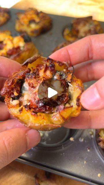 Ahmad Noori on Instagram: "Smashed Potato Cups  𝐅𝐔𝐋𝐋 𝐑𝐄𝐂𝐈𝐏𝐄 𝐎𝐍 𝐌𝐘 𝐁𝐋𝐎𝐆 𝐃𝐫𝐯𝐞𝐠𝐚𝐧𝐛𝐥𝐨𝐠 𝐝𝐨𝐭 𝐜𝐨𝐦 (𝐋𝐈𝐍𝐊 𝐈𝐍 𝐌𝐘 𝐁𝐈𝐎) IN ALL MAJOR LANGUAGES!  Cookbooks, meal plans & more (7 day free trial) dr-vegan.com   ⠀ #potatorecipes #veggierecipes #patatas #potatosnacks #vegan #veggie #easysalad #glutenfreerecipes #glutenfreefood #veganesessen #veganesrezept #roastedpotatoes #smashedpotatoes #potato #easyrecipes #easyrecipe #veganfood #veganrecipe #salad #veganfoodie #saladrecipe #stuffedpotato #easymeals #potatorecipe #vegancomfortfood #vegetarian #kartoffel #potatosnacks #glutenfree #vegandinner" Sour Cream Chive Dip, Chive Dip, Dr Vegan, Potato Cups, Small Potatoes, Potato Snacks, Vegan Parmesan Cheese, Potato Recipes Side Dishes, Vegan Potato