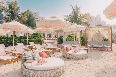 The beach clubs that are open and closed for the summer in Dubai Summer In Dubai, Dubai Beach, Nikki Beach, Beach Clubs, Brand Aesthetic, Surf Club, Park Hyatt, Chic Spaces, Pool Days