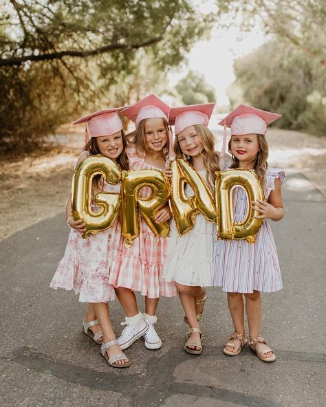 Kindergarten Cap And Gown, Preschool Graduation Theme, Kindergarten Graduation Pictures, Vpk Graduation, Preschool Photography, Kindergarden Graduation, Preschool Graduation Party, Elementary School Graduation, Elementary Graduation