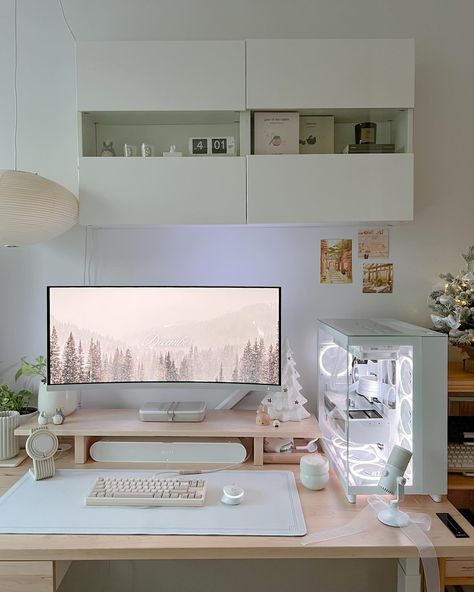 last post ❄️ byeee see you in 2024 ☃️🤍 hope you all have an amazing new years eve & new years! __________ #mechanicalkeyboard… | Instagram Aesthetic Dual Monitor Setup, Muji Desk Setup, Computer Desk Setup Aesthetic, Desk Ideas Minimalist, Modern Desk Ideas, Battlestation Ideas, Home Office Gaming Room, Ergonomic Desk Setup, Gaming Setup Accessories