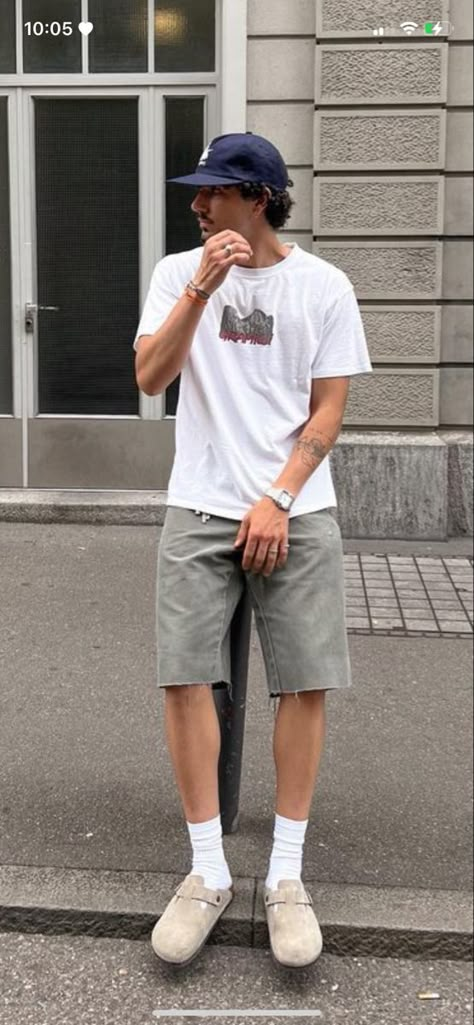 Clogs With Shorts Outfit, Guy Summer Outfits Casual Street Styles, Birkenstock Outfit Summer Men, Summer Outfit Men 2024, Men Shorts Outfit Casual Street Styles, Chill Outfit Men, Men Shorts Outfit Summer Mens Fashion, Trendy Boy Outfits Summer, Men’s Birkenstocks Outfit