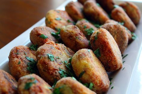 Maltese Pulpetti (Corned Beef Croquettes) Maltese Recipes Malta, Maltese Recipes, Maltese Food, Malta Food, Corn Beef, Corned Beef Recipes, Beef Patties, Seasoned Bread Crumbs, Gourmet Dinner