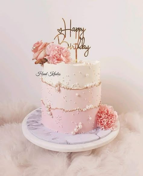 1 Tier 18th Birthday Cake, Cakes Women Birthday, Modern Birthday Cakes For Women Pink, Cake For Women Elegant Birthday, 50th Birthday Cake Buttercream, Birthday Cake For 30th Women, Women Bday Cake, 50th Birthday Cakes Women, 50th Bday Cake For Women Elegant