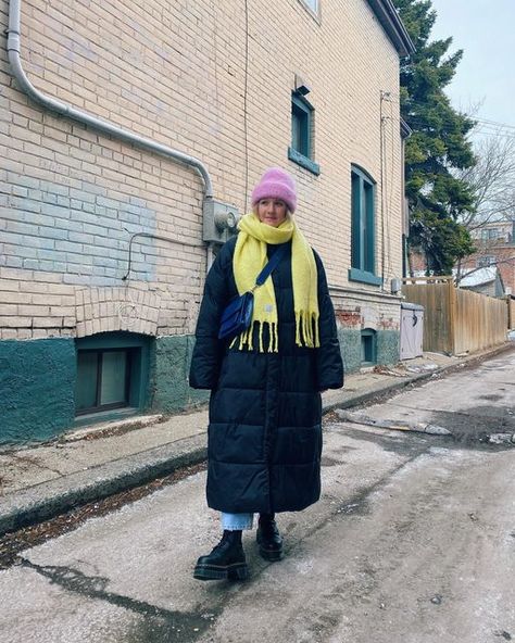 Kate | phd + personal style on Instagram: "Shocking: Cold Climate Fashion Influencer Wears Temperature-Appropriate Outfit, Is Warm Truthfully it can feel a bit sad to put a big warm coat over a cute outfit but the upside is you can wear fun hats! Bright scarves! And underneath you are a mystery! Do not perceive my form! Coat is secondhand ASOS from Depop, @heirloomhats cloud beanie, secondhand @frankandoak scarf, @hvisk bag, vintage jeans, docs. #winteroutfit #coldweatherstyle #scandistyle Winter Outfits Long Puffer, Women Winter Coat Outfit, Big Puffy Jacket Outfit, Long Puff Coat Outfit, Midsize Snow Outfit, Bright Blue Beanie Outfit, Winter Hat And Scarf Outfit, Snow Season Outfits, Cold Snowy Winter Outfits