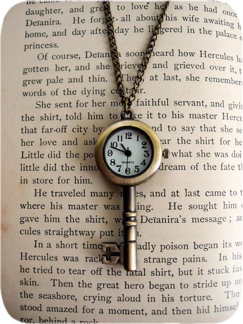 Minecraft Cosplay, Clock Necklace, Chain Watch, Under Lock And Key, Pocket Watch Necklace, Old Keys, Skeleton Keys, Skeleton Watches, Antique Keys