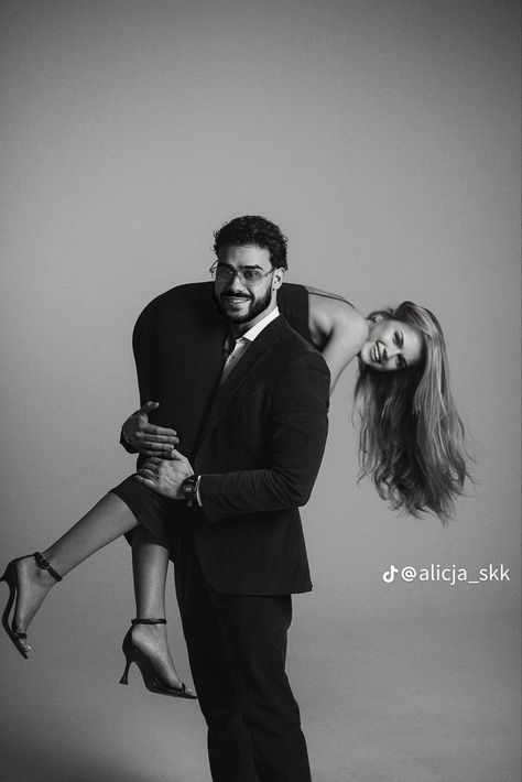 Man And Woman Photoshoot Fashion, Couch Poses Couple, Studio Portrait Photography Couple, Power Couple Poses Drawing, Studio Photos Couple, High Fashion Couple Photoshoot, Black And White Couples Photos, Couple Self Photoshoot, Professional Photoshoot Ideas Couples