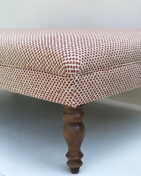 English Ottoman, Small Ottoman Foot Stools, Foot Stool Ideas, Cocktail Ottoman Living Room, Antique Footstool, Kitchen Feature Wall, Furniture 2023, Patterned Ottoman, Kitchen Feature