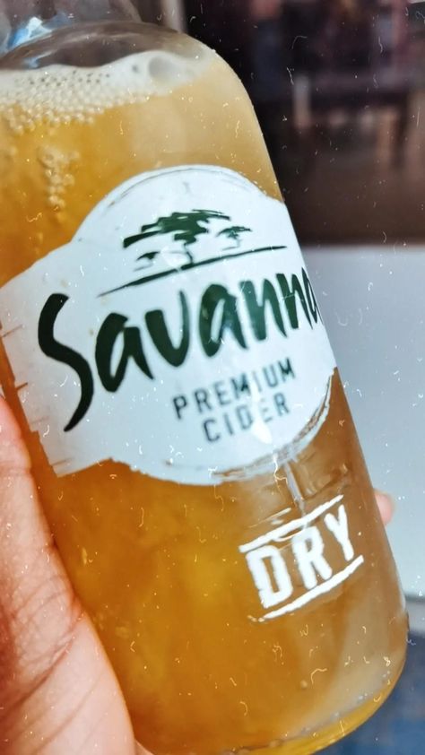 Savanna Cider, Drake Iphone Wallpaper, Goat Pictures, No Face Body Pictures, African Snacks, Alcoholic Drinks Pictures, Cider Drinks, Friends Giving, Pretty Alcoholic Drinks