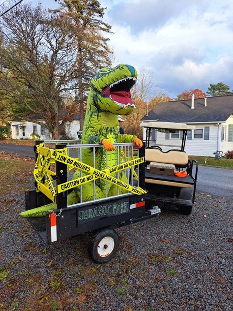 Golf Cart Halloween Ideas, Jurassic Park Golf Cart, Halloween Golf Cart Parade, Halloween Golf Cart Decorations, Halloween Golf Cart Ideas, Halloween Golf Cart, Camper Halloween, Golf Cart Decorating Ideas, Cart Decorating Ideas