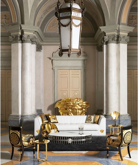 Versace Home Decor, Versace Furniture, White Leather Couch, Armani Hotel, Versace Home, Leather Couch, Bad Design, Elegant Furniture, Gianni Versace