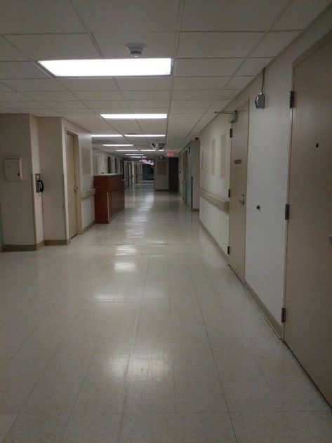 Picture Of Hospital, Liminal Places, Space Pics, Hospital Pictures, Inside My Head, Dreamcore Weirdcore, Liminal Space, Space Place, Space Pictures