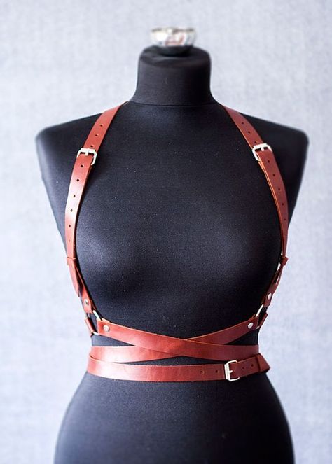 Brown Leather Harness Outfit, Diy Harness, Mode Steampunk, Harness Fashion, Email Notification, Davao, Leather Lingerie, Body Harness, Leather Harness