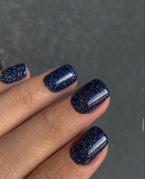 Blue Nails Sparkle, Sparkle Gel Nails, Blue Gel Nails, Blue Glitter Nails, Navy Nails, Unghie Sfumate, Glittery Nails, Nail Shimmer, Glitter Gel Nails