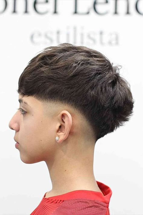 Low Bald Fade with a Thick Top for Teen Boys Mens Hairstyles Fringe, New Haircuts For Boys, Taper Fade Short Hair, Fade Haircut Curly Hair, Boy Hairstyle, Low Fade Haircut, Ideas Haircut, Taper Fade Haircut