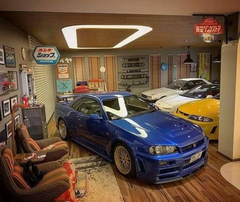 Jdm Stance, Jdm Drift, Nissan R34, Garage Loft, Cool Garages, Garage Interior, Nissan Silvia, Street Racing Cars, Nissan Gtr