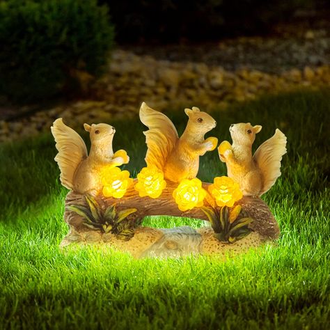 Statue Waterproof Squirrel with 4 LED Lights Squirrel Decor, Fall Backyard, Patio Fence, Solar Led Lights, Lawn And Landscape, Garden Statue, Tree Sculpture, Outdoor Statues, Solar Garden