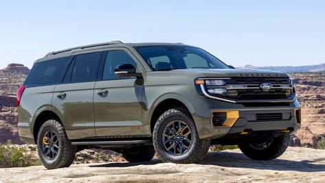 2025 Ford Expedition First Look: Introducing the Off-Road Tremor 2024 Ford Expedition, Ford Expedition Off Road, Vision List, Murdered Out, Large Suv, Lincoln Aviator, Long Car Rides, Ford Excursion, All Terrain Tyres