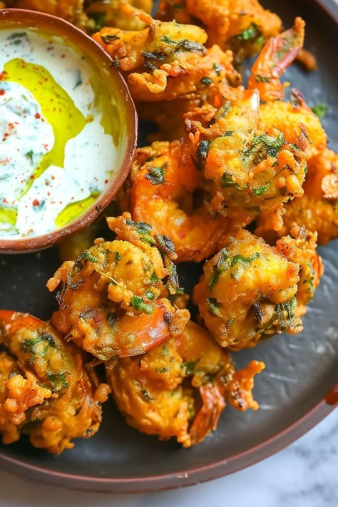 Prawns Appetizers, Prawn Starters, Savoury Appetizers, Indian Starters, Indian Buffet, Tasting Party Ideas, Ramzan Recipe, Prawn Dishes, Pakora Recipe